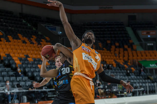 球队陷入了 球队陷入了