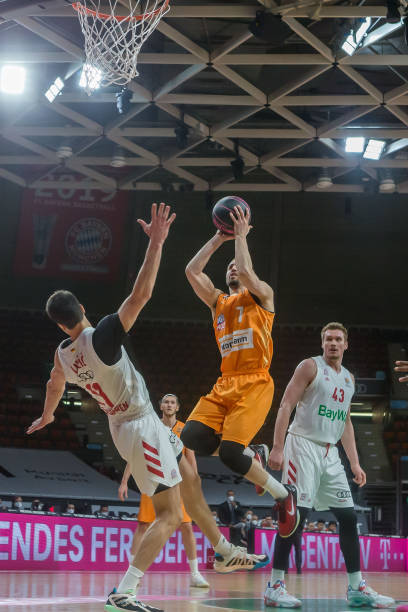 还具有更为 还具有更为