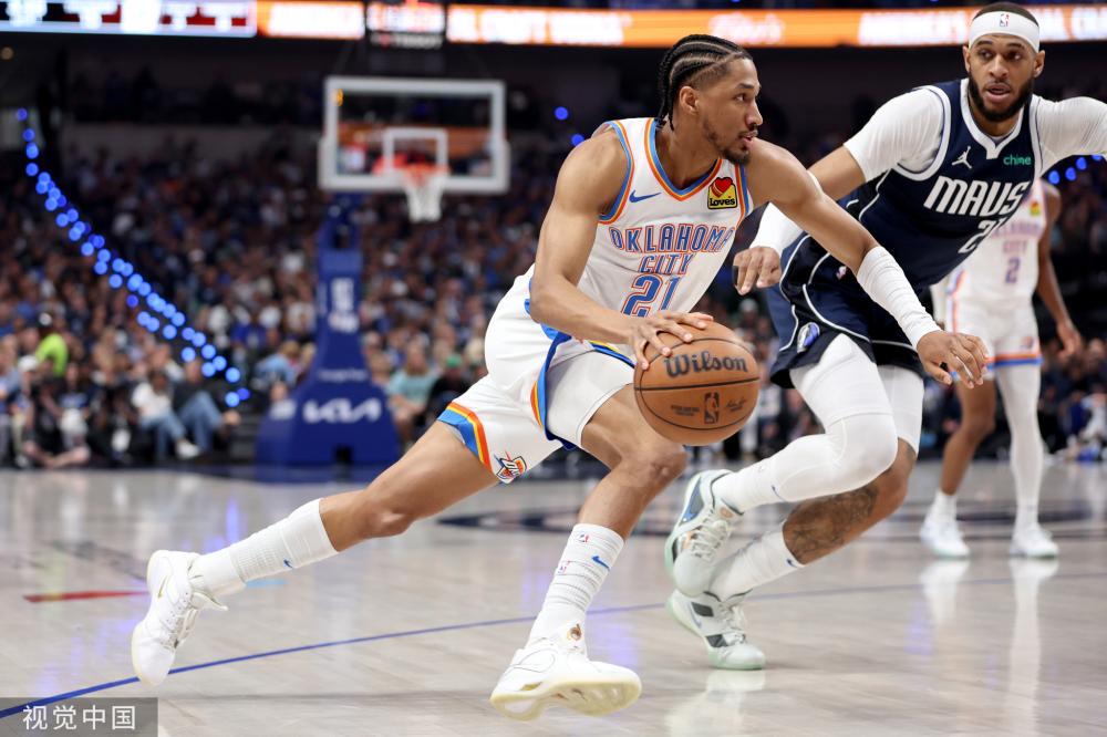 中国冰壶仍 中国冰壶仍